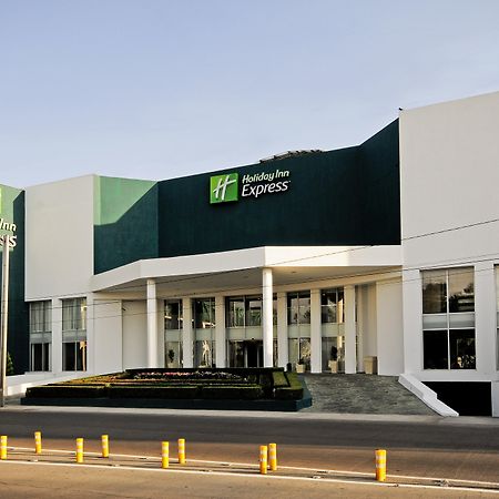 Holiday Inn Express Toluca By Ihg Exteriör bild