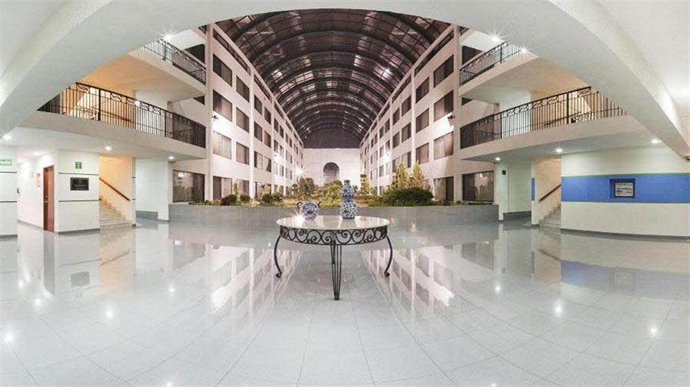 Holiday Inn Express Toluca By Ihg Exteriör bild