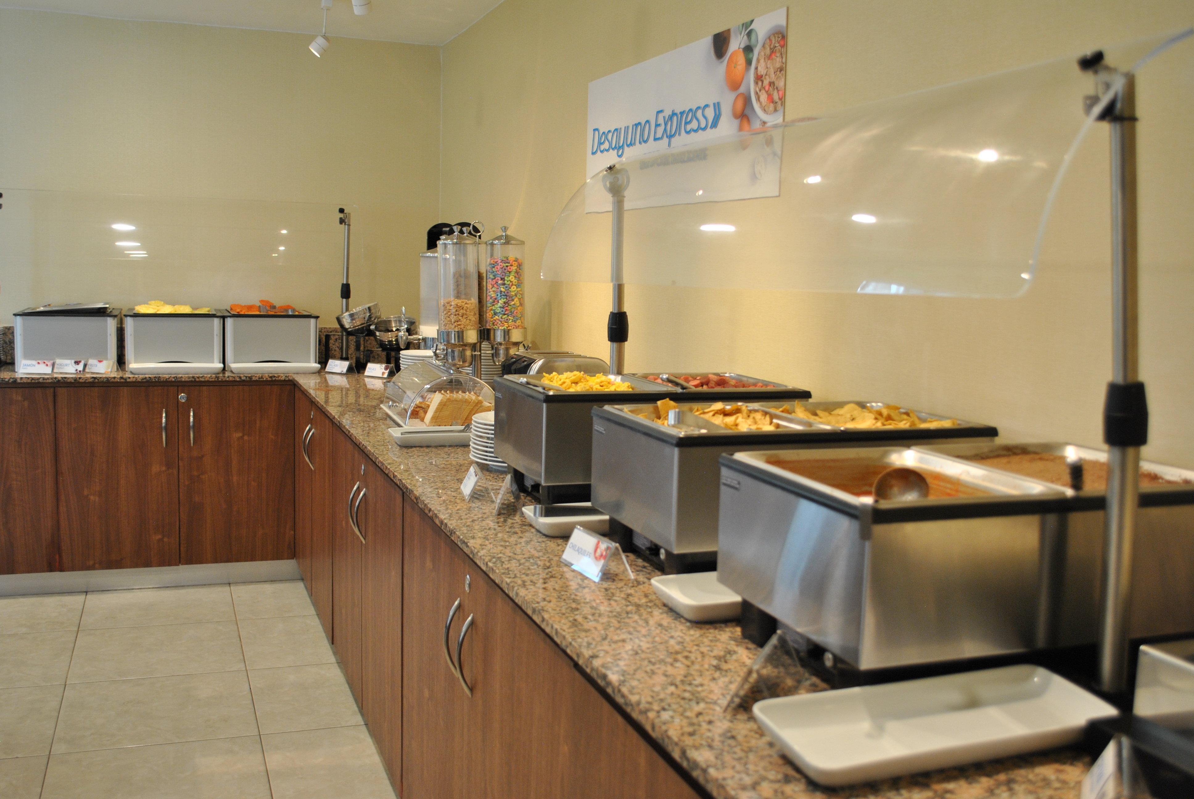 Holiday Inn Express Toluca By Ihg Exteriör bild