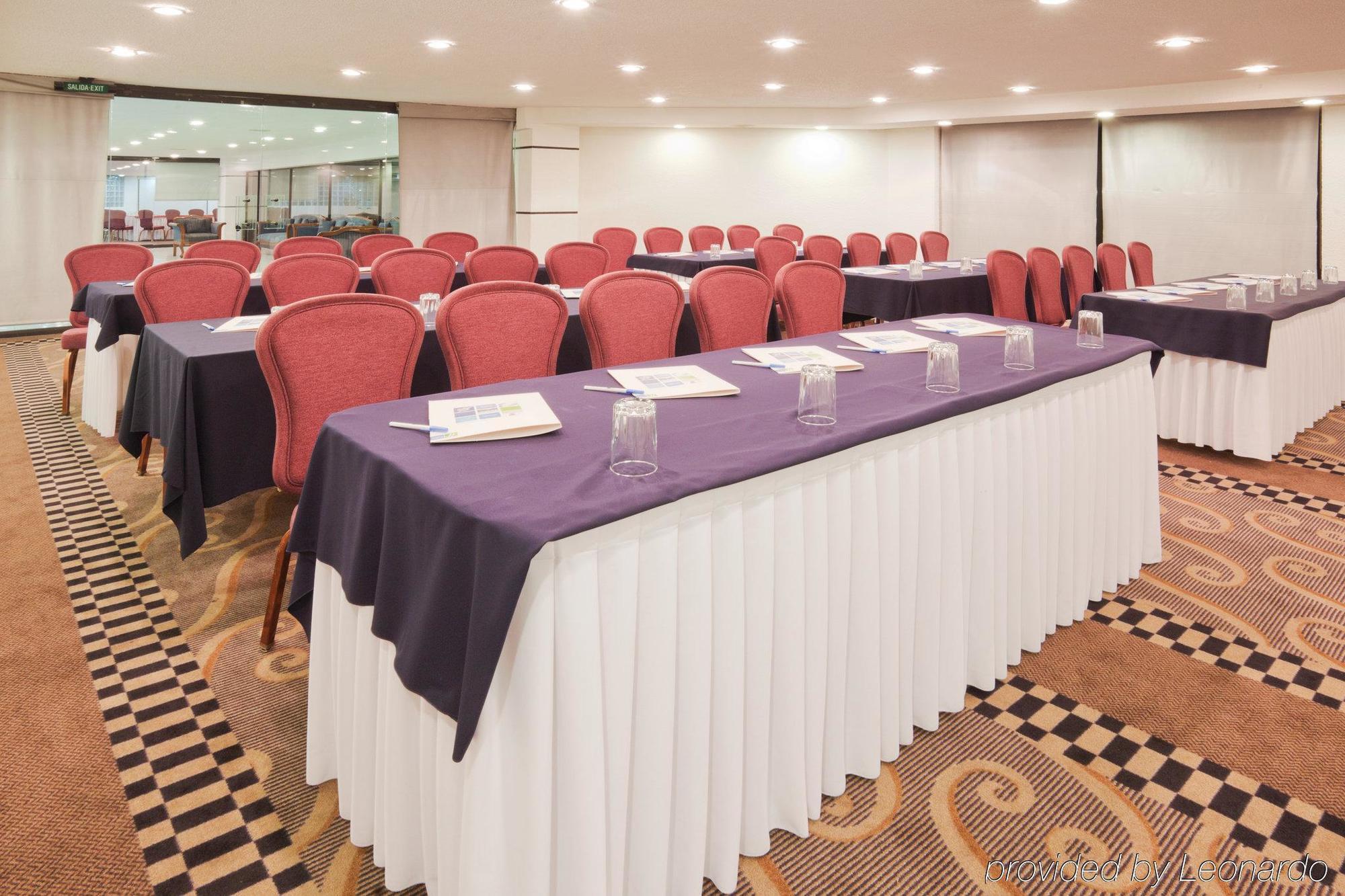 Holiday Inn Express Toluca By Ihg Exteriör bild
