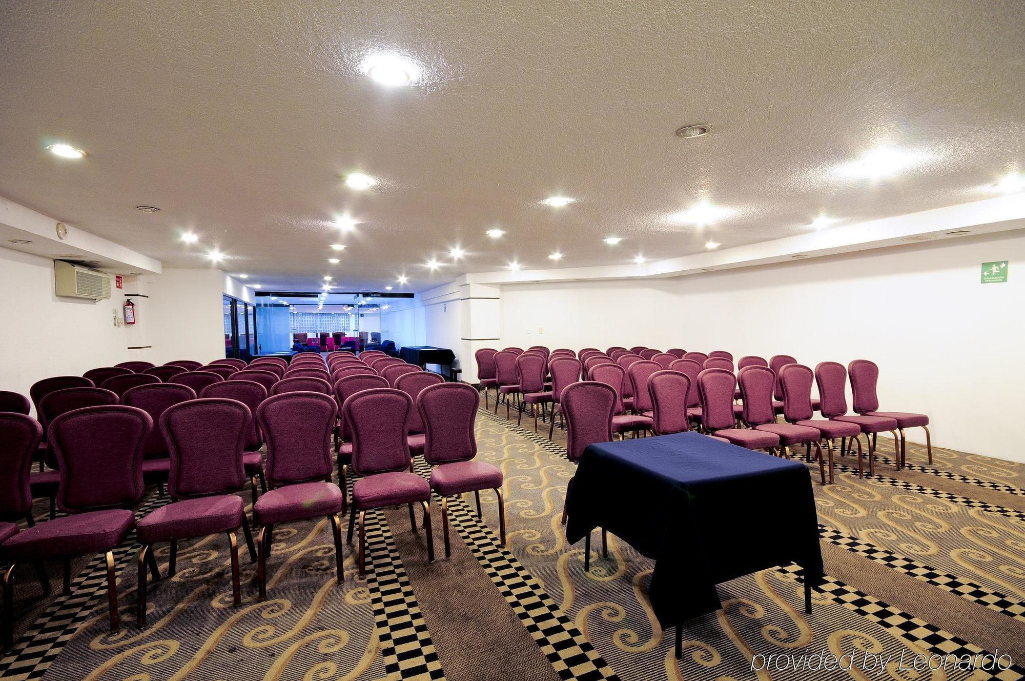 Holiday Inn Express Toluca By Ihg Exteriör bild