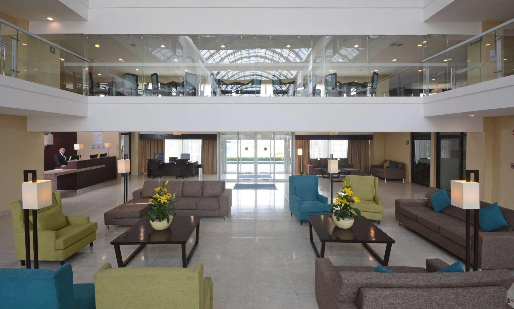 Holiday Inn Express Toluca By Ihg Exteriör bild