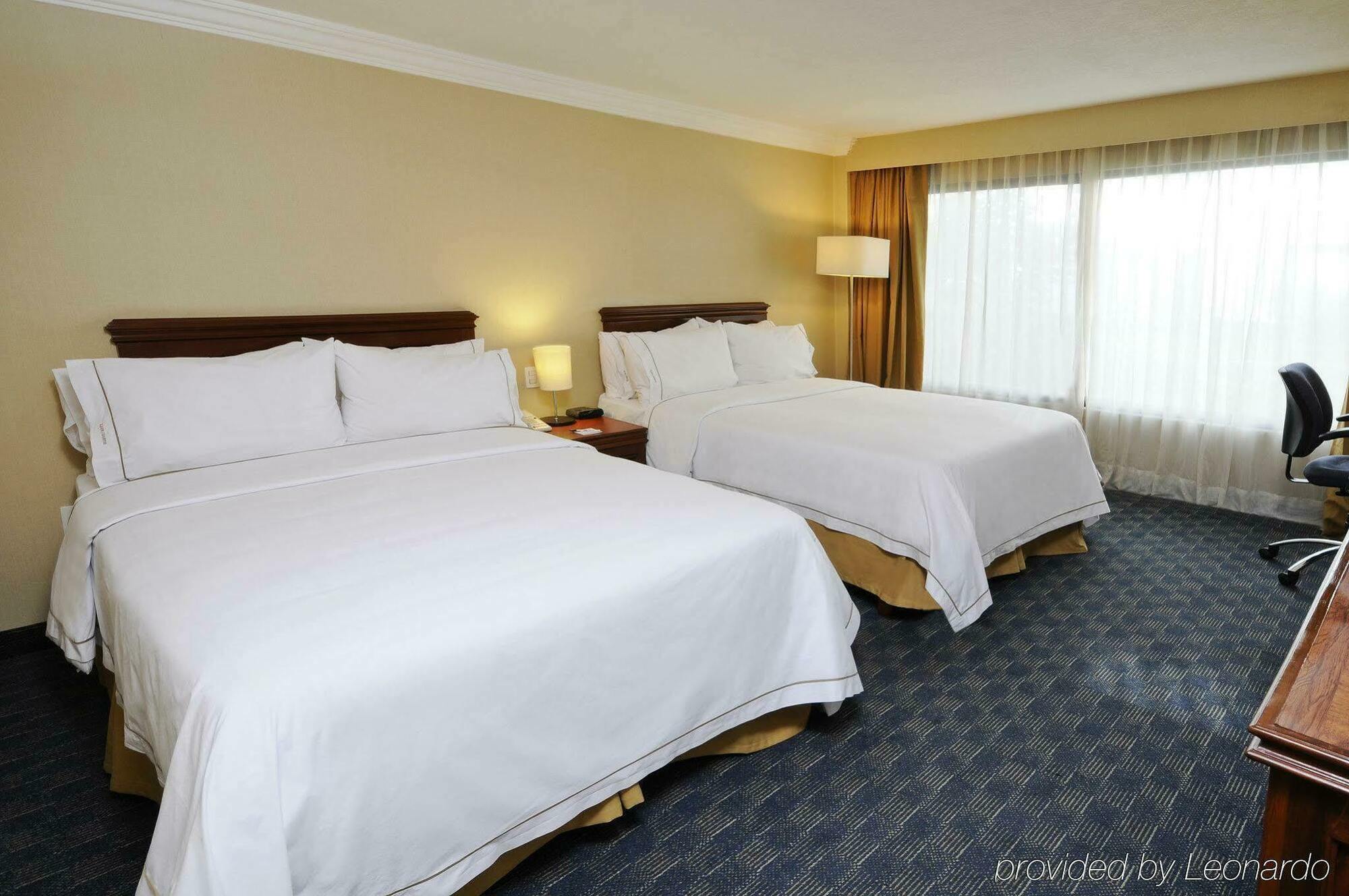 Holiday Inn Express Toluca By Ihg Exteriör bild